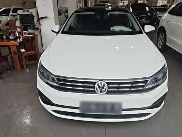 Volkswagen Lamando 2019, 78800 км, за 10968 USD