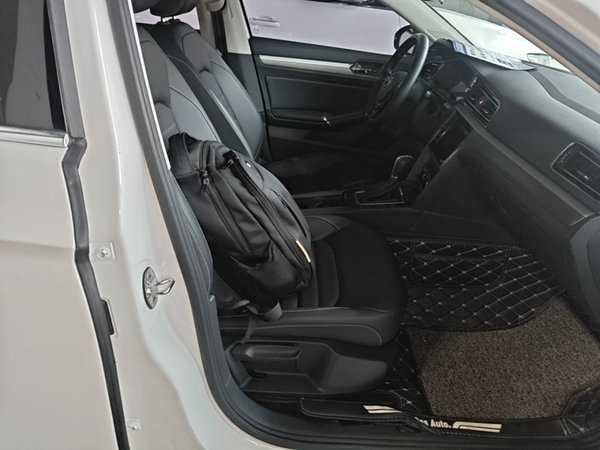 Volkswagen Lamando 2019, 78800 км, за 10968 USD - фото 23