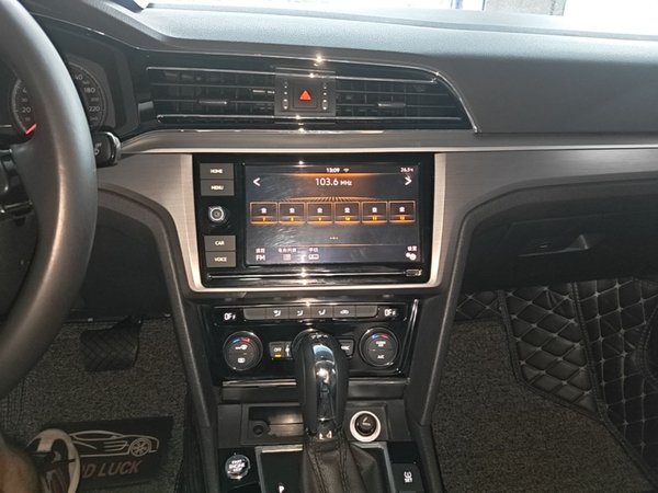 Volkswagen Lamando 2019, 78800 км, за 10968 USD - фото 16