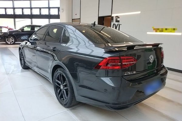Volkswagen Lamando 2021, 51300 км, за 11800 USD