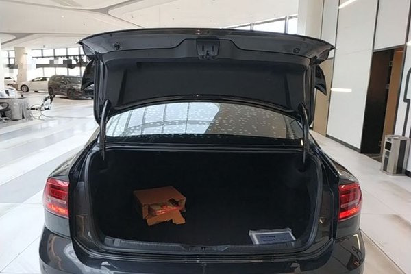 Volkswagen Lamando 2021, 51300 км, за 11800 USD - фото 22