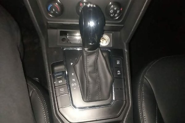 Volkswagen Lamando 2021, 47100 км, за 12593 USD - фото 16