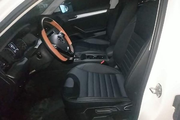 Volkswagen Lamando 2021, 47100 км, за 12593 USD - фото 17