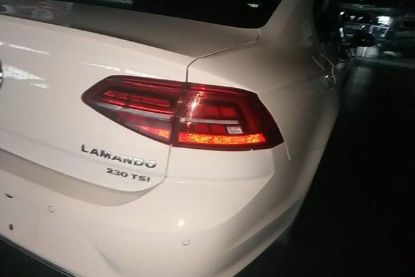 Volkswagen Lamando 2021, 47100 км, за 12593 USD - фото 9