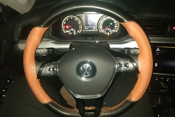 Volkswagen Lamando 2021, 47100 км, за 12593 USD - фото 13