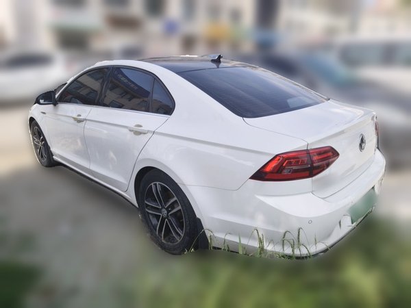 Volkswagen Lamando 2021, 53200 км, за 12439 USD