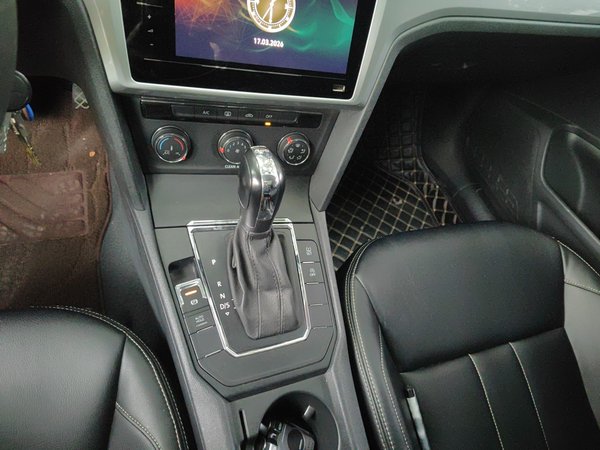 Volkswagen Lamando 2021, 75400 км, за 10630 USD - фото 17