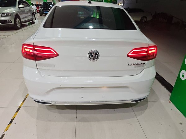 Volkswagen Lamando 2021, 79300 км, за 14342 USD