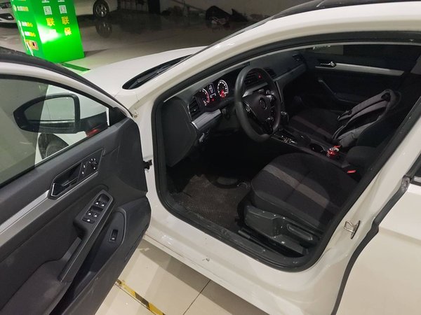 Volkswagen Lamando 2021, 79300 км, за 14342 USD - фото 19