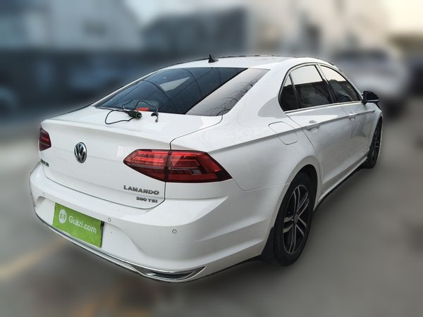 Volkswagen Lamando 2021, 97100 км, за 11080 USD