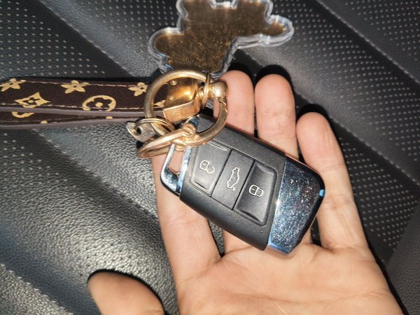 Volkswagen Lamando 2021, 97100 км, за 11080 USD - фото 12