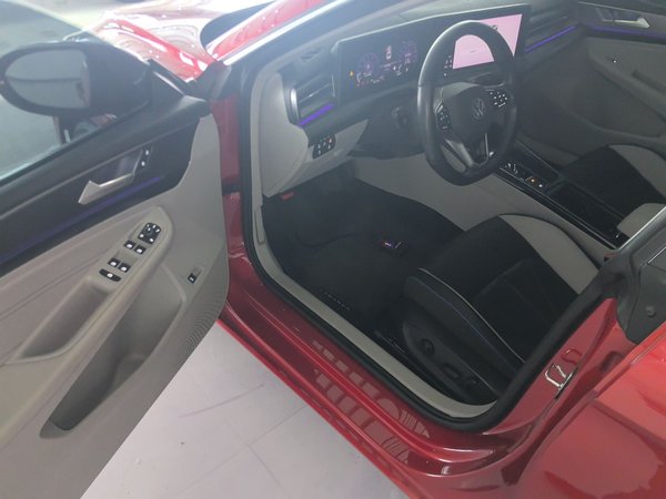 Volkswagen Lamando 2022, 18400 км, за 18546 USD - фото 19