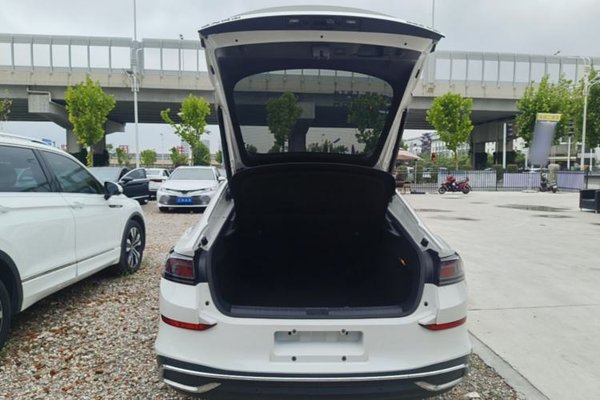 Volkswagen Lamando 2022, 42900 км, за 15918 USD - фото 22