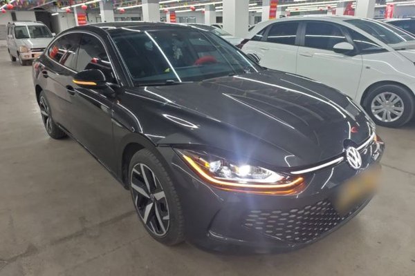 Volkswagen Lamando 2023, 14700 км, за 19785 USD