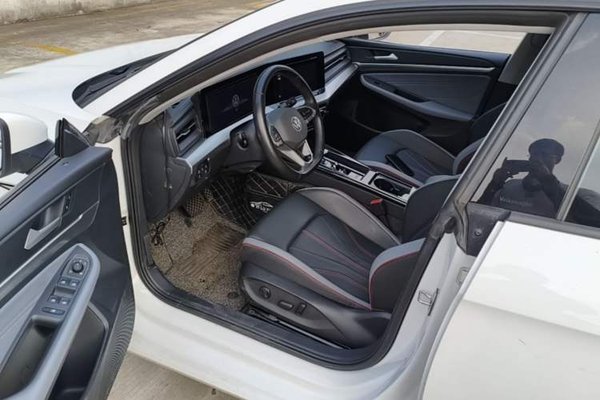 Volkswagen Lamando 2023, 34000 км, за 14978 USD - фото 18