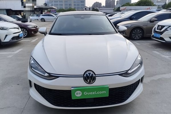 Volkswagen Lamando 2023, 34000 км, за 14978 USD
