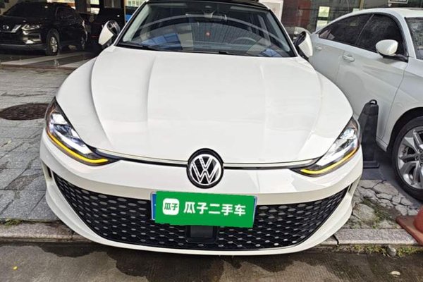 Volkswagen Lamando 2023, 67000 км, за 14981 USD