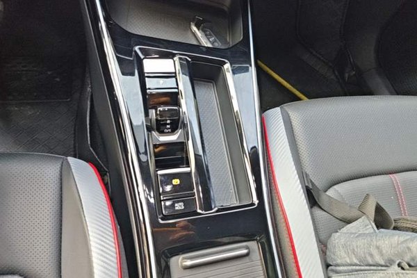 Volkswagen Lamando 2023, 67000 км, за 14981 USD - фото 16