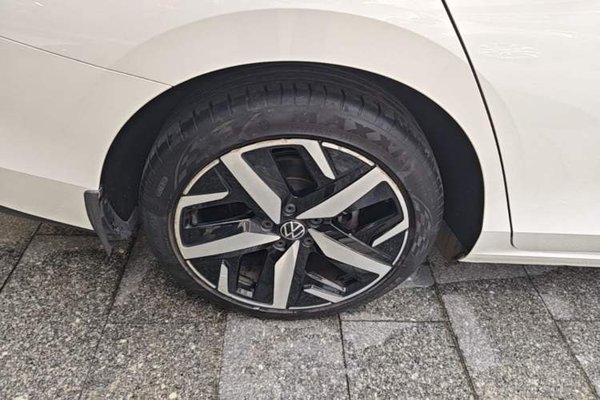 Volkswagen Lamando 2023, 67000 км, за 14981 USD - фото 11