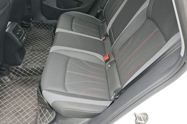 Volkswagen Lamando 2024, 26600 км, за 16351 USD - фото 20