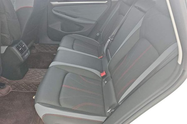 Volkswagen Lamando 2024, 8000 км, за 16065 USD - фото 20