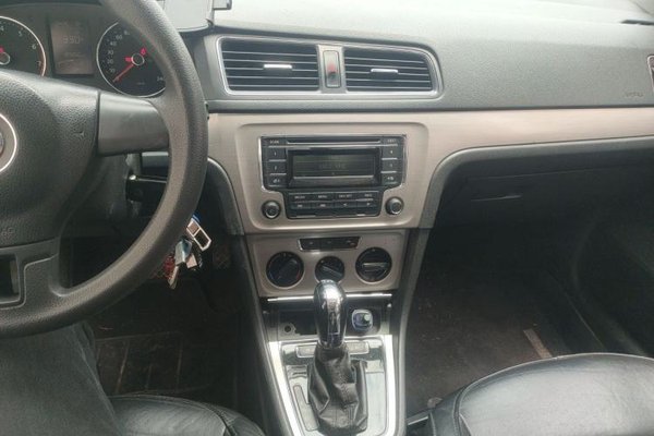 Volkswagen Lavida 2013, 189300 км, за 5229 USD - фото 12