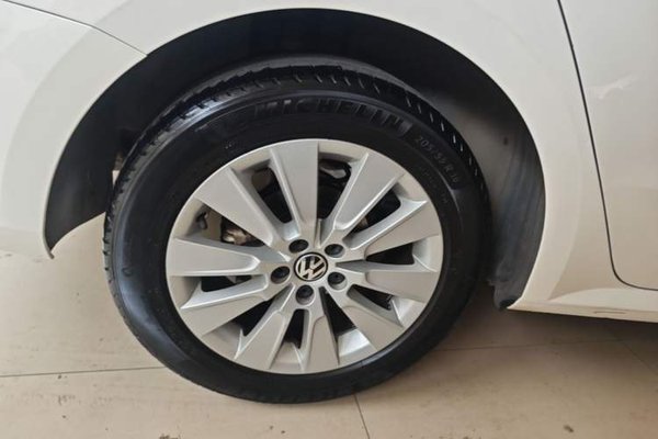 Volkswagen Lavida 2013, 160900 км, за 6642 USD - фото 10
