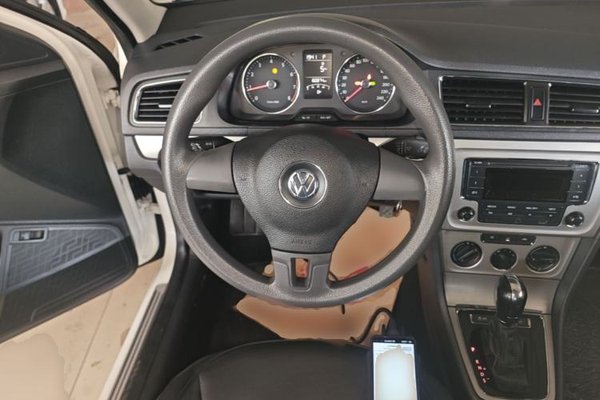 Volkswagen Lavida 2013, 160900 км, за 6642 USD - фото 14