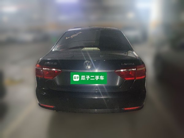 Volkswagen Lavida 2013, 103600 км, за 4505 USD