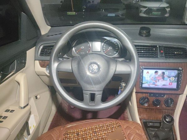 Volkswagen Lavida 2013, 103600 км, за 4505 USD - фото 7