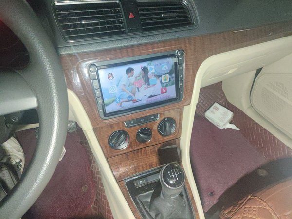 Volkswagen Lavida 2013, 103600 км, за 4505 USD - фото 10