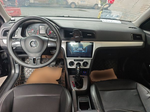 Volkswagen Lavida 2013, 117800 км, за 5072 USD - фото 11