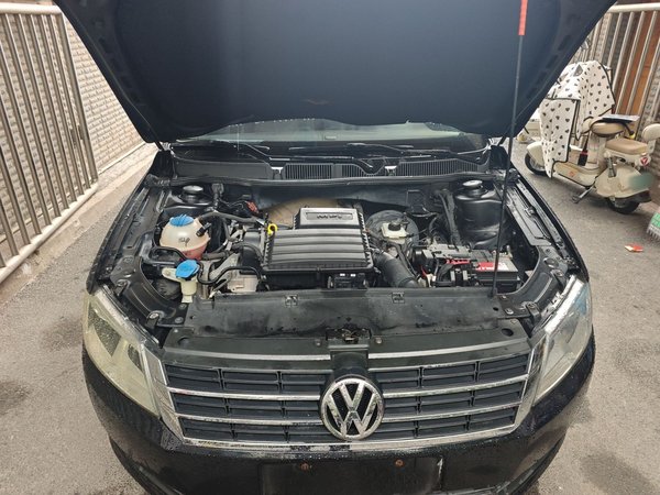 Volkswagen Lavida 2013, 117800 км, за 5072 USD - фото 9