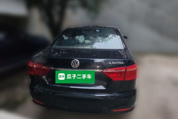 Volkswagen Lavida 2013, 159100 км, за 3367 USD
