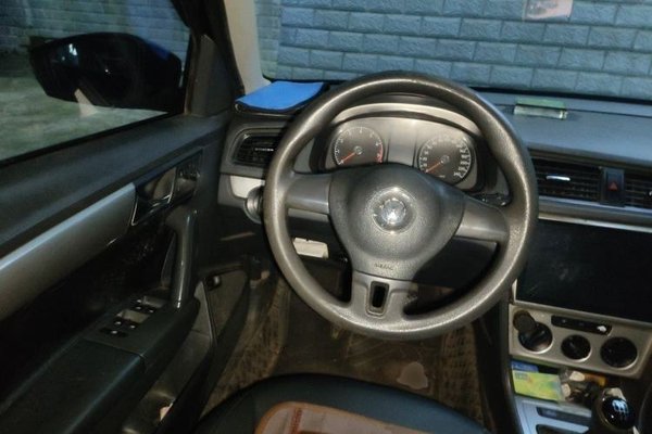 Volkswagen Lavida 2013, 159100 км, за 3367 USD - фото 10