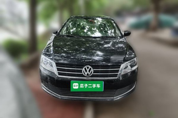 Volkswagen Lavida 2013, 48000 км, за 6201 USD