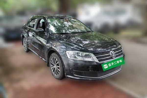 Volkswagen Lavida 2013, 48000 км, за 6201 USD