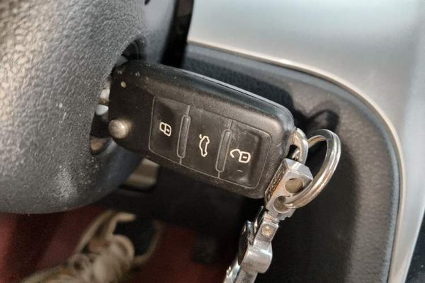 Volkswagen Lavida 2013, 48000 км, за 6201 USD - фото 17