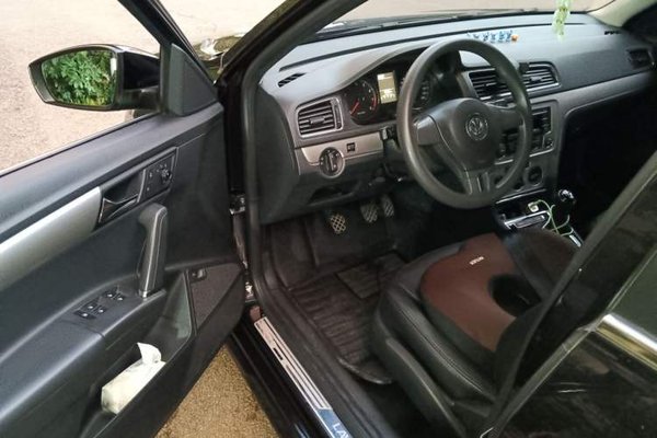 Volkswagen Lavida 2013, 78000 км, за 3852 USD - фото 16