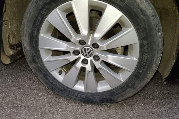 Volkswagen Lavida 2013, 78000 км, за 3852 USD - фото 8