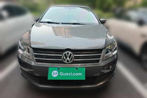 Volkswagen Lavida 2013, 93600 км, за 4600 USD