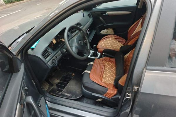 Volkswagen Lavida 2013, 93600 км, за 4600 USD - фото 12