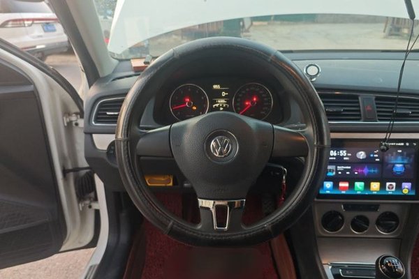 Volkswagen Lavida 2013, 116300 км, за 3869 USD