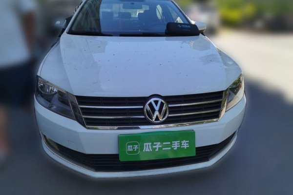 Volkswagen Lavida 2013, 123000 км, за 4567 USD