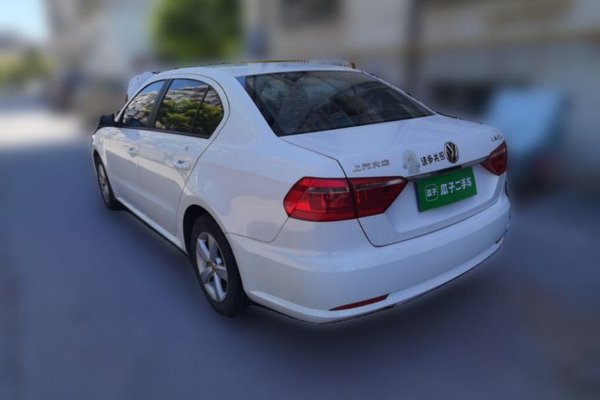 Volkswagen Lavida 2013, 123000 км, за 4567 USD