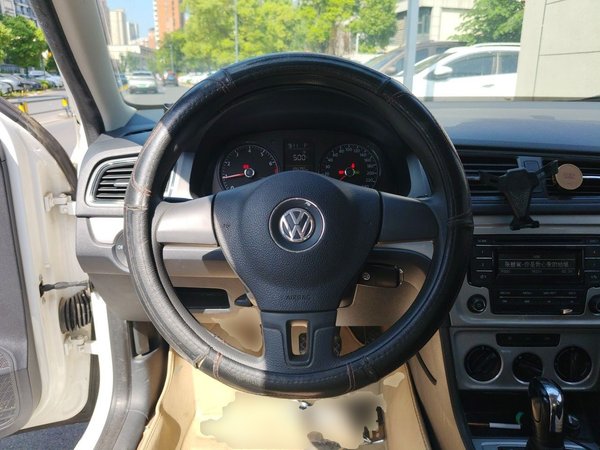 Volkswagen Lavida 2013, 126100 км, за 5460 USD - фото 7