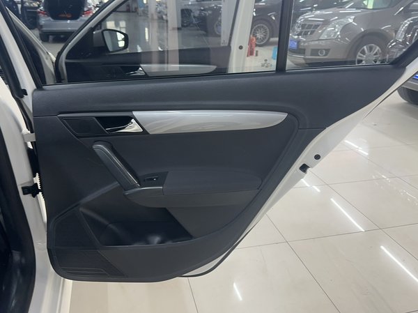 Volkswagen Lavida 2013, 160500 км, за 6409 USD - фото 27