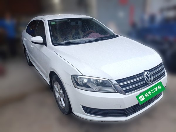 Volkswagen Lavida 2013, 33300 км, за 4022 USD
