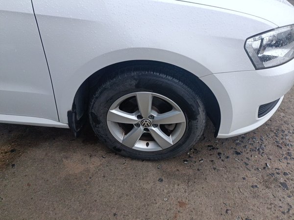 Volkswagen Lavida 2013, 33300 км, за 4022 USD - фото 8