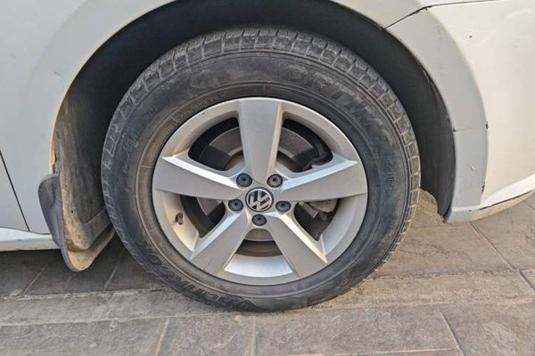 Volkswagen Lavida 2013, 96700 км, за 6404 USD - фото 8